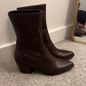 Dolce Vita Ilana Boots Brown